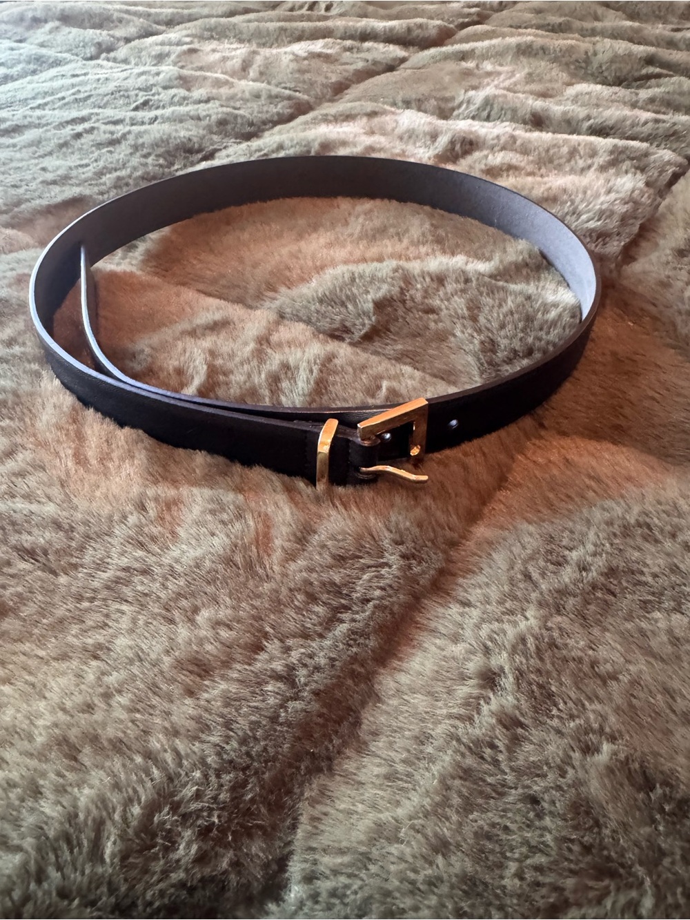 Express Triangle Buckle Faux Leather Belt Black Gold